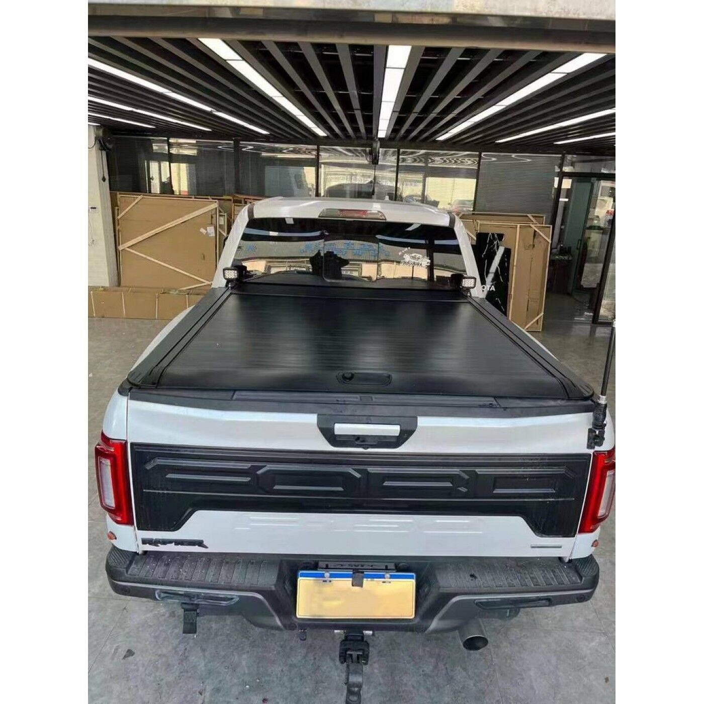 WeatherTight Manual RollUp Cover for FORD RANGER 2022+
